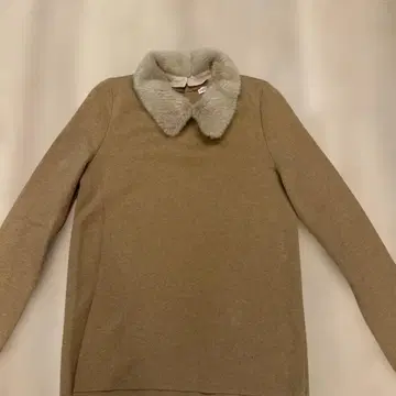 DRESSTERIOR 베이지 퍼 포함 니트 36(탈부착 가능)