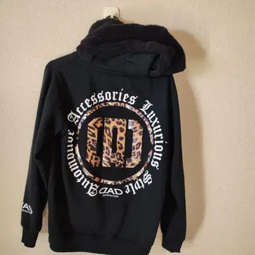 레오파드 무늬 후드 부착 후드티