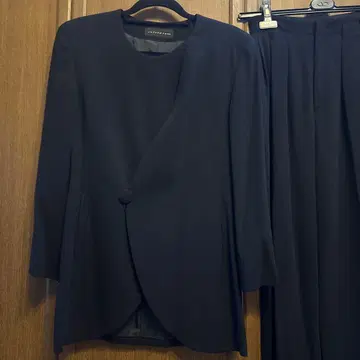 JURGEN LEHL 요건 레일 수트 셋업