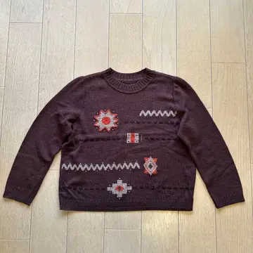 레리안 다크 퍼플 자수 긴팔 니트 13