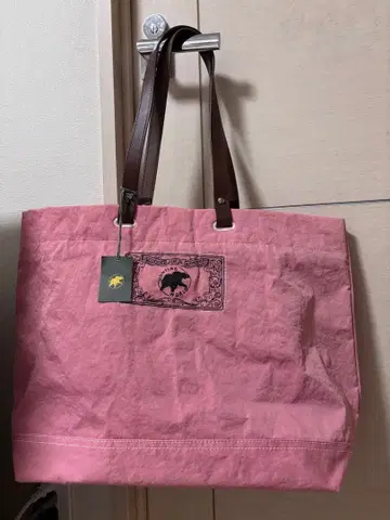 택 포함 새상품 헌팅월드 가죽 핸들 토트백 대용량