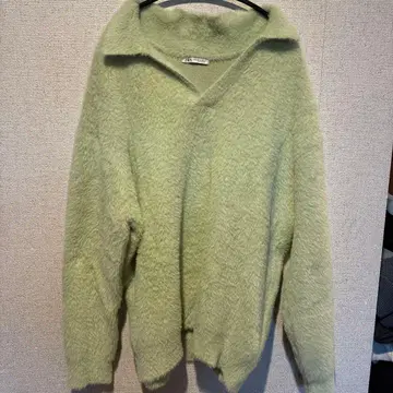 ZARA 라이트 그린 V넥 스웨터 XL