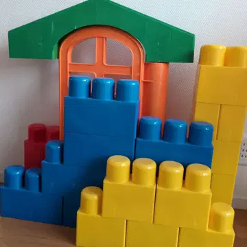 피플 전신으로 블록