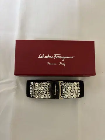 Salvatore Ferragamo 크리스탈 머리핀