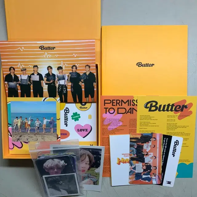 BTS butter 앨범 (yellow) 판매합니다 (Album)