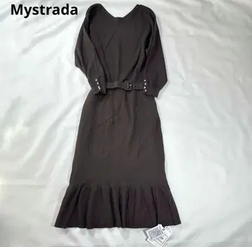 Mystrada 다크 브라운 V넥 원피스