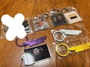 Creepy Nuts 가챠가챠 키링 묶음 판매