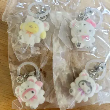 산리오 캐릭터즈 메지루시 액세서리 포근포근 스노우 가챠가챠