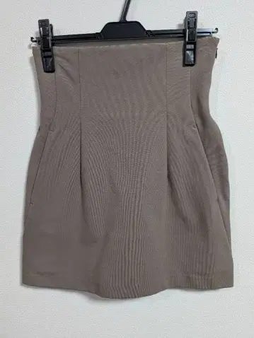 SNIDEL 베이지 타이트 스커트