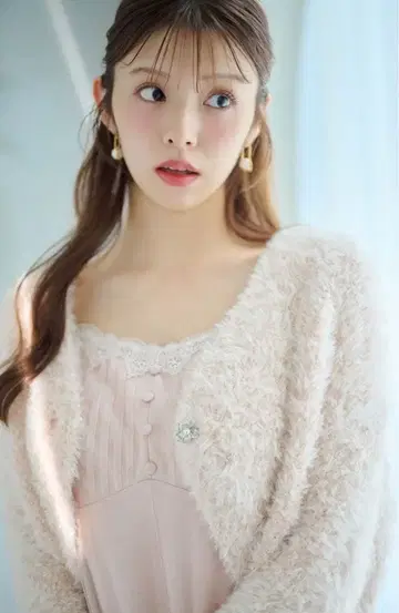 LILLIANCARAT 샤기 니트 볼레로