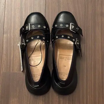 GU x rokh 콜라보 메리제인 슈즈 L 블랙