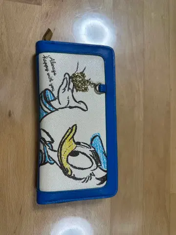 도널드 덕 장지갑