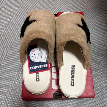 CONVERSE 퍼 슬립온 베이지