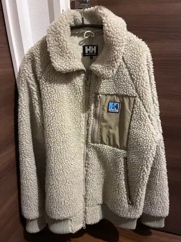 [ 새상품급 ] 헬리한센 파이버 파일 보아 자켓 L 사이즈