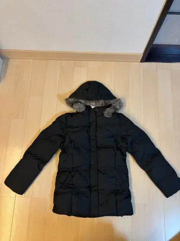 J & R 후드 부착 다운 자켓