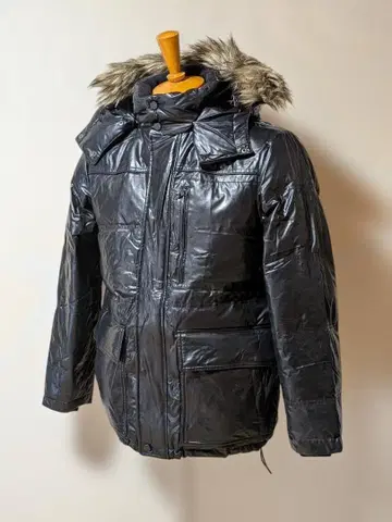 가격 인하! 퍼 달린 프리미엄 다운 자켓 블랙 M 사이즈 무료배송