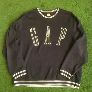 yzzer 착용 GAP 맨투맨 XL 사이즈