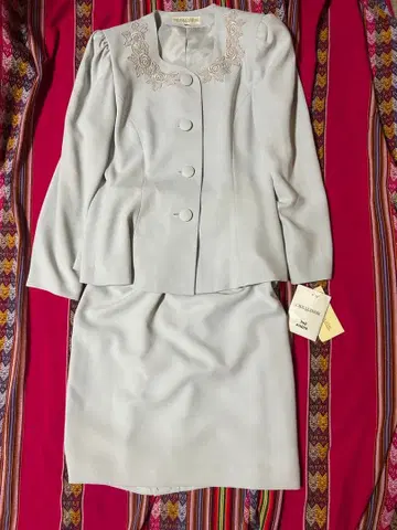 도쿄 이긴 미사용 새상품 노카라 11호 CROULE BARBE