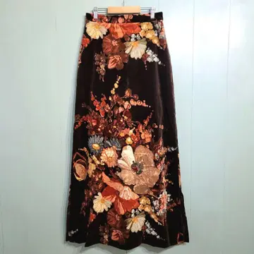 브라운 계열 벨로아 꽃무늬 플레어 롱 스커트 벨벳