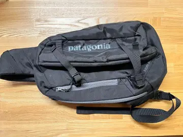 patagonia Atom Sling 블랙 8L