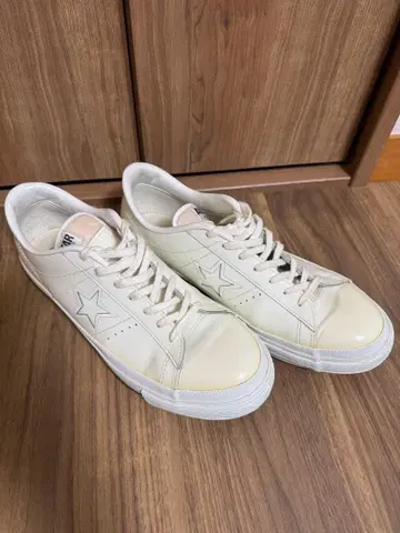 converse 에나멜 스니커즈