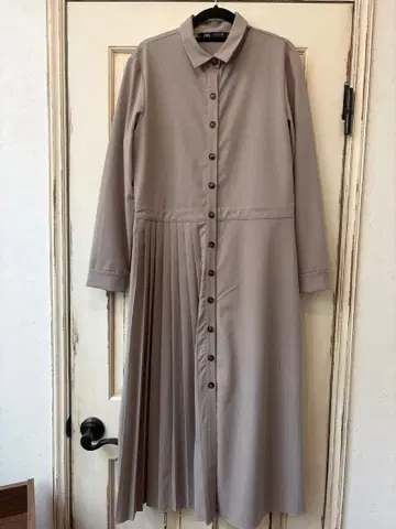 ZARA 베이지 셔츠 원피스 긴팔 S 시착만 한 상품