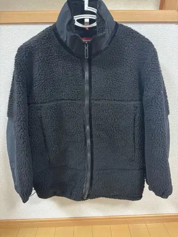 YETI 블랙 플리스 자켓