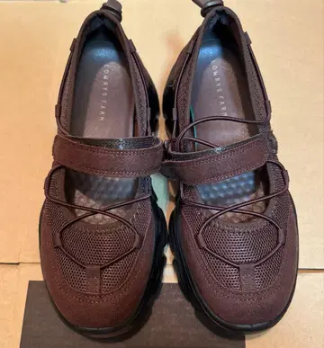 레이스업 발레 스니커즈