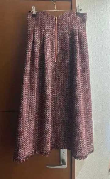 프론트 지퍼 트위드 스커트 내추럴 뷰티 베이직