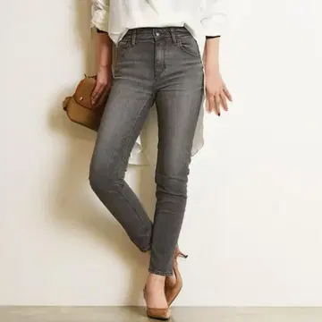 YANUK 야누크 RUTH 루스 슬림 테이퍼트 데님 팬츠 청바지