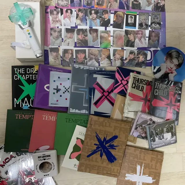 투바투 포카 개봉 앨범 슬로건 응원봉 탈덕처분