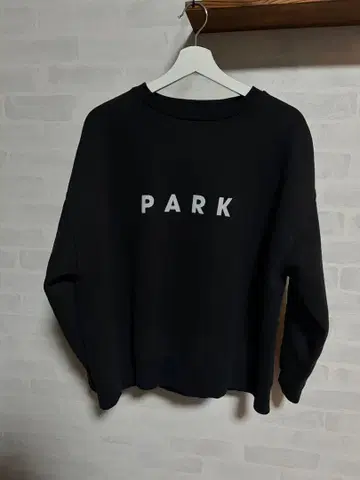 PARK POET MEETS DUBWISE 블랙 맨투맨