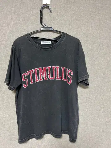 BROWNY STIMULUS 다크 그레이 반팔 T셔츠