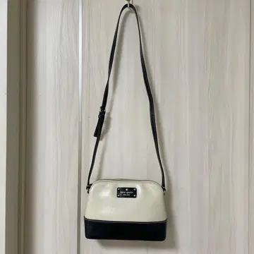 케이트 스페이드 숄더백 아이보리/블랙