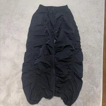 HARE 개더 와이드 나일론 팬츠