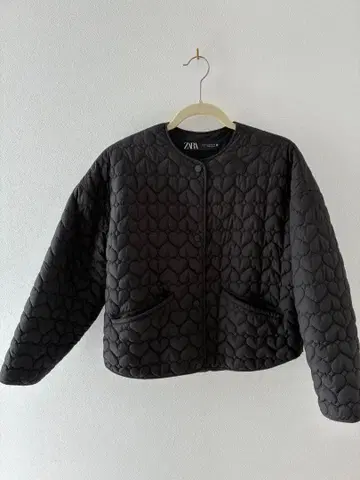 주말 가격 인하 ZARA 블랙 하트 퀼팅 자켓