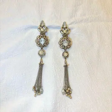 ERICKSON BEAMON 귀찌 브라이덜