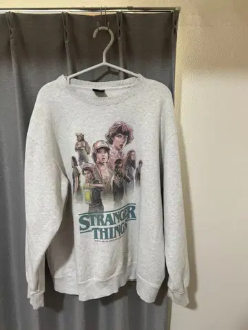 기묘한 이야기 맨투맨 XL GU