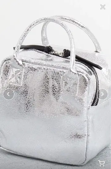 artemis by DIANA 큐브 박스 메탈릭 2WAY 백