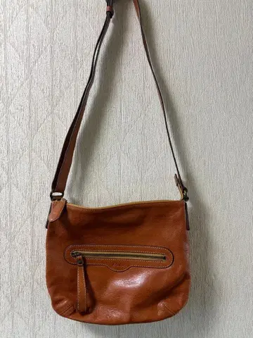 Dakota 브라운 가죽 숄더백