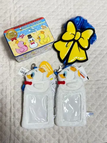 도날드의 콰키 덕 시티 굿즈