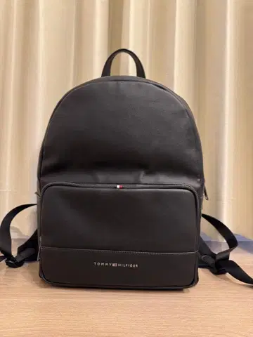 TOMMY HILFIGER 블랙 백팩