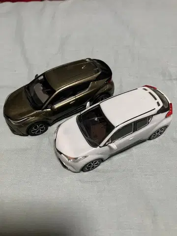 도요타 CHR 컬러 샘플 & 락플라 2대 세트