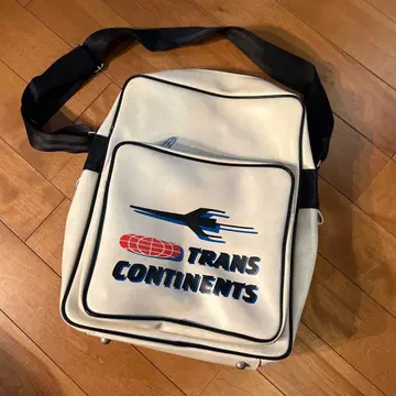 [ 귀중 ] 새상품급 트랜스컨티넨츠 플라이트 숄더백