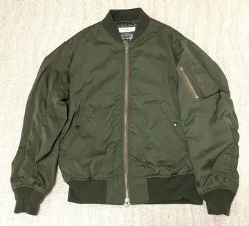 BEAUTY&YOUTH MA-1 자켓 올리브