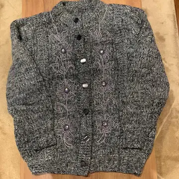자수 그레이 긴팔 가디건
