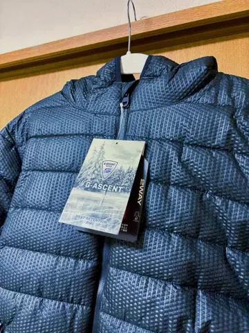 새상품 미사용품 G-ASCENT 그레이 다운 자켓