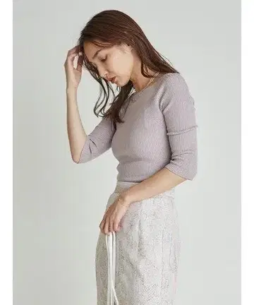 [ 새상품 ] FRAY ID 데콜테 리브 니트