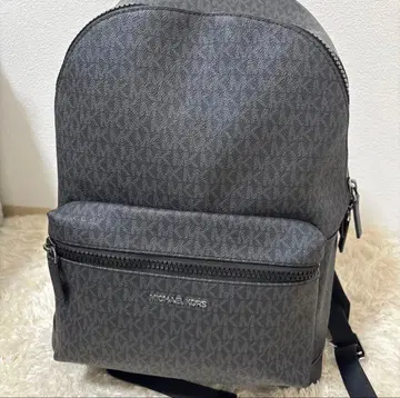 MICHAEL KORS 그레이 백팩