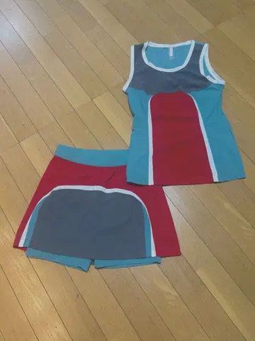 NOKA'OI 탱크탑과 숏팬츠 세트